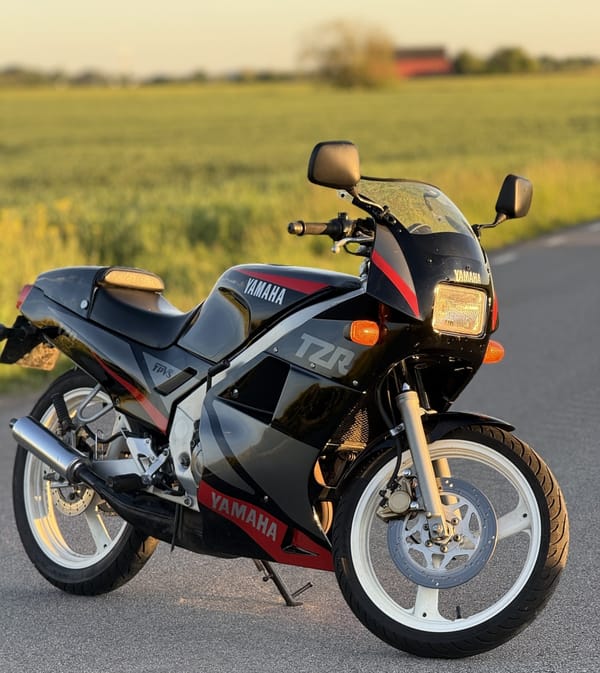 Yamaha TZR125 - 1990